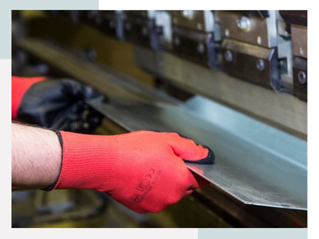 Гибка металла в Кызыл от 622 руб. - Надёжно и быстро